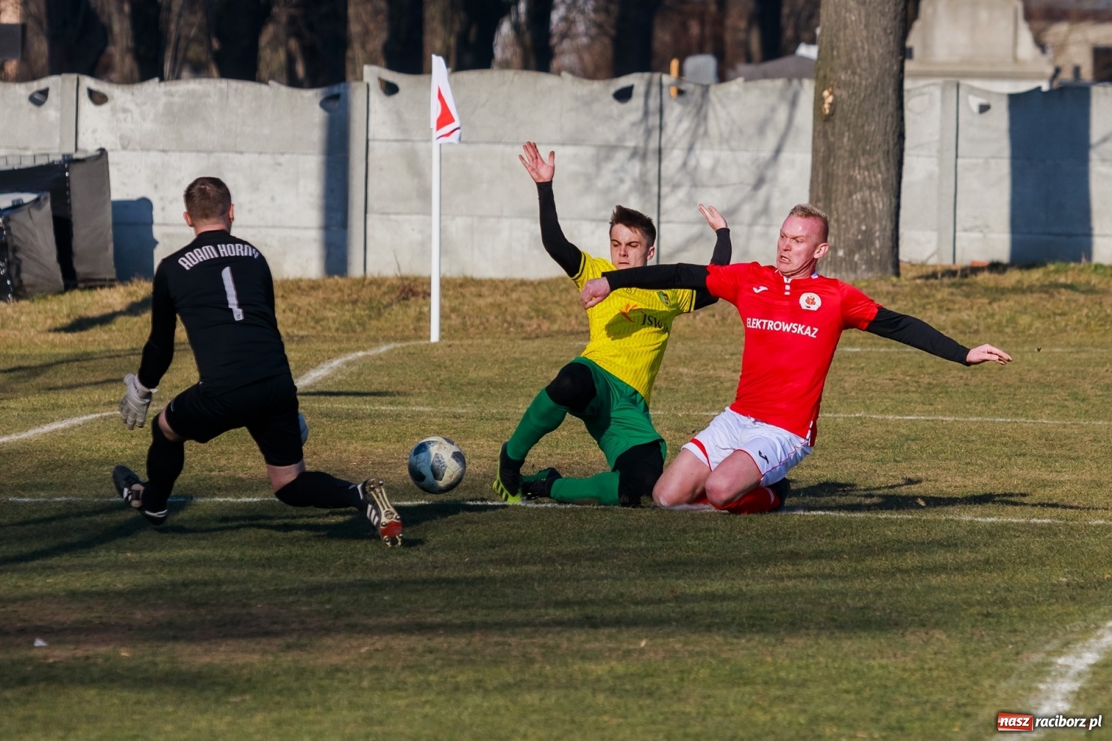 Zdjęcie w galerii na portalu naszraciborz.pl: Krzanowice zdeklasowały rezerwy Jastrzębia [FOTO] wiadomości z regionu
