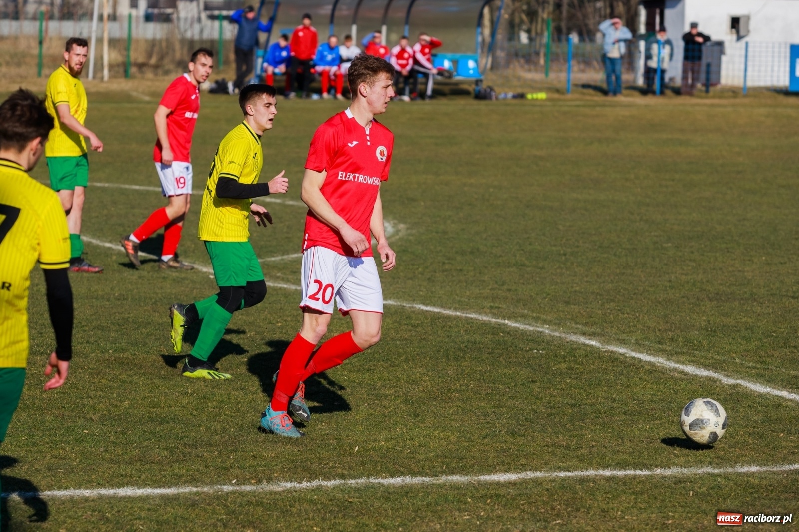 Zdjęcie w galerii na portalu naszraciborz.pl: Krzanowice zdeklasowały rezerwy Jastrzębia [FOTO] wiadomości z regionu