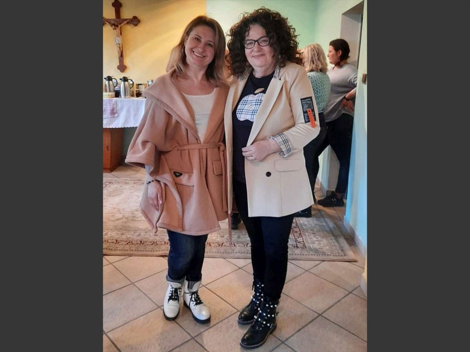 Zdjęcie w galerii na portalu naszraciborz.pl: Przy kawie i ciastku z Ukraińcami na łubowickiej plebanii wiadomości z regionu