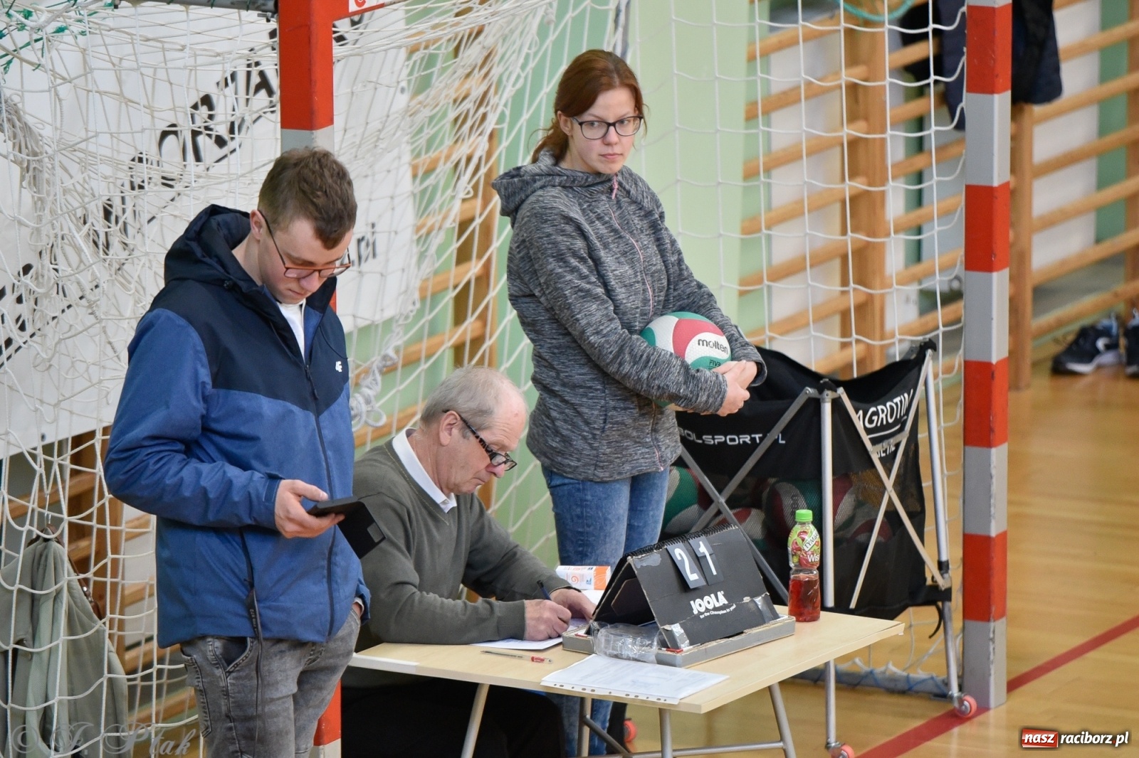 Zdjęcie w galerii na portalu naszraciborz.pl: Siatkarska niedziela z RLPS [FOTO] wiadomości z regionu