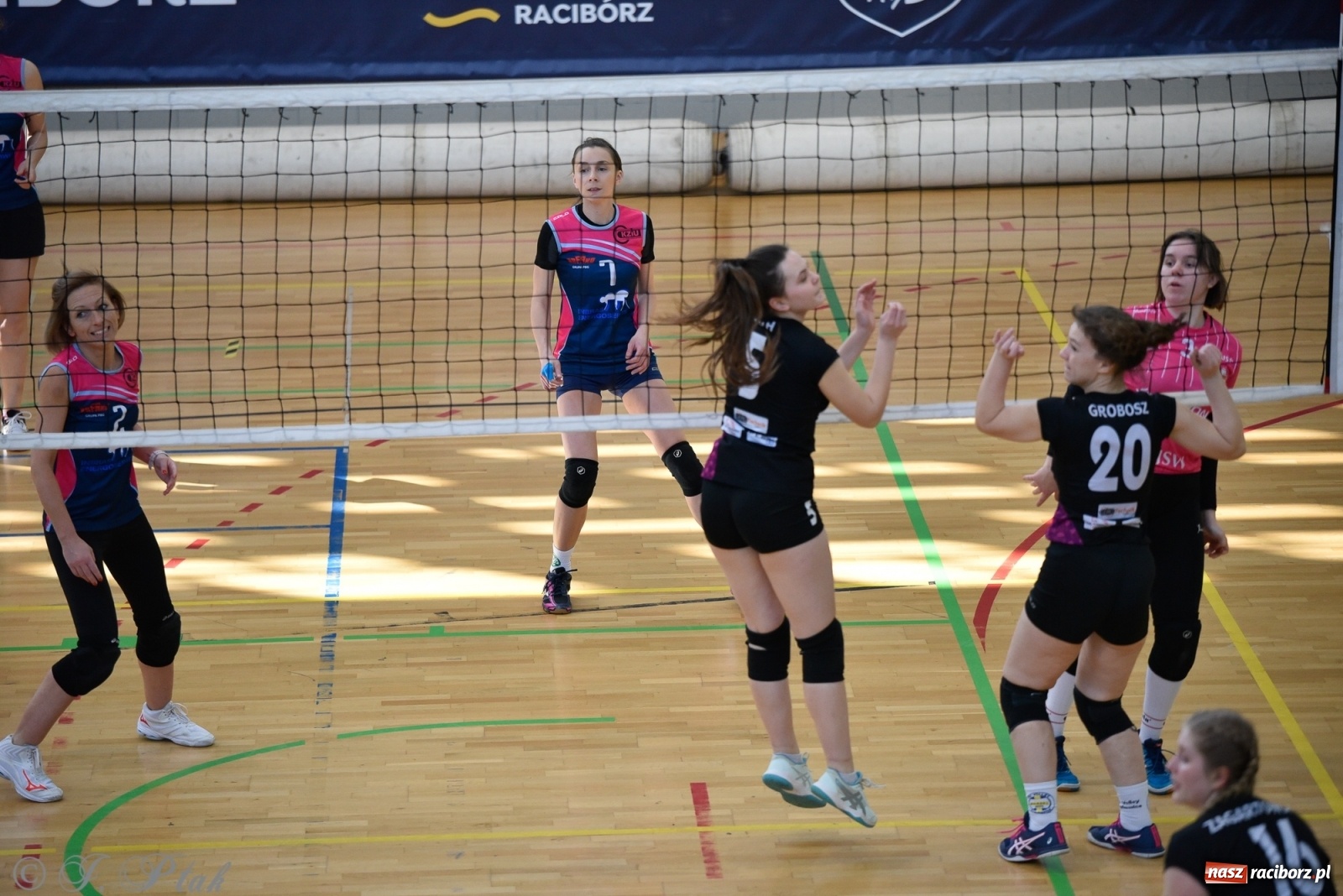 Zdjęcie w galerii na portalu naszraciborz.pl: Siatkarska niedziela z RLPS [FOTO] wiadomości z regionu