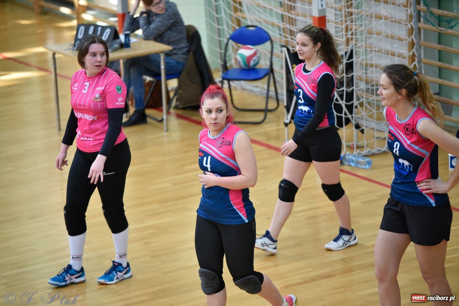 Zdjęcie w galerii na portalu naszraciborz.pl: Siatkarska niedziela z RLPS [FOTO] wiadomości z regionu