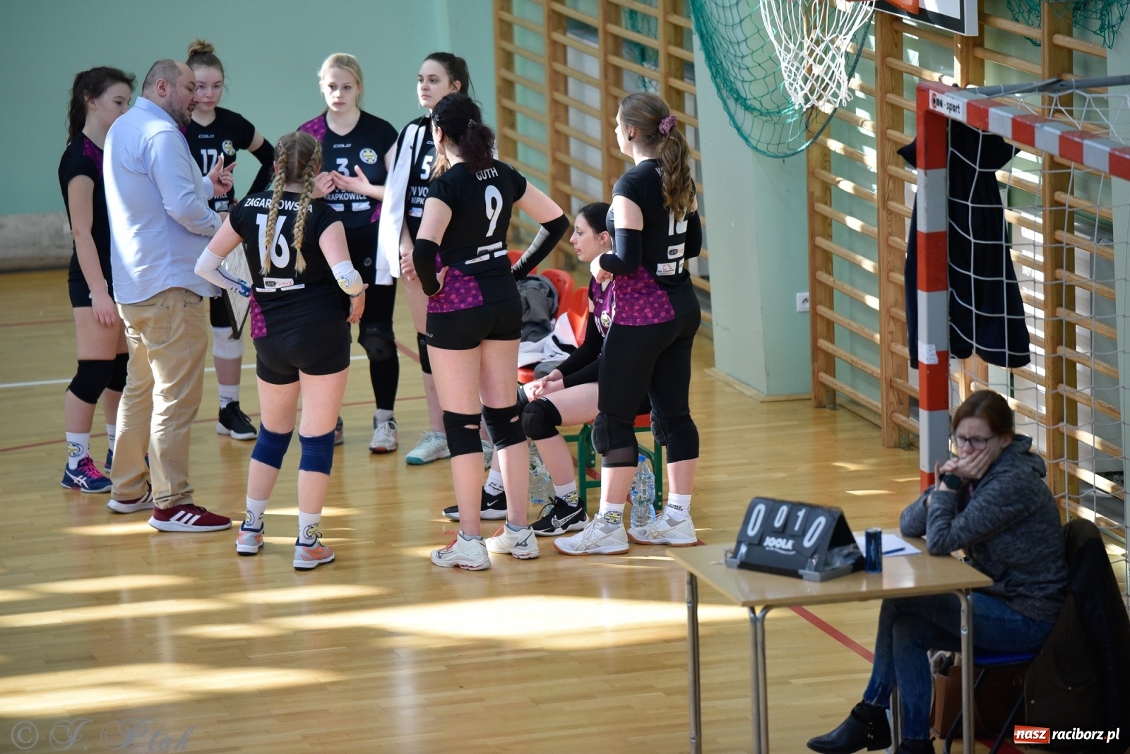 Zdjęcie w galerii na portalu naszraciborz.pl: Siatkarska niedziela z RLPS [FOTO] wiadomości z regionu