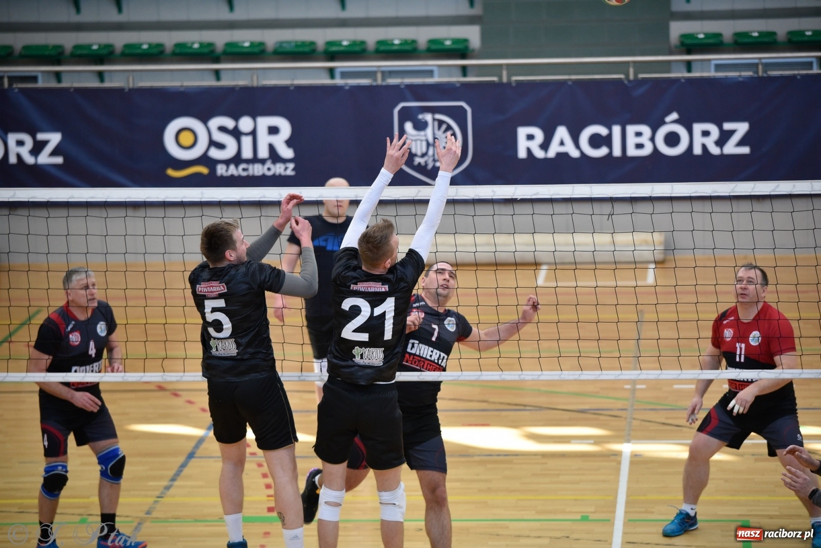 Zdjęcie w galerii na portalu naszraciborz.pl: Siatkarska niedziela z RLPS [FOTO] wiadomości z regionu