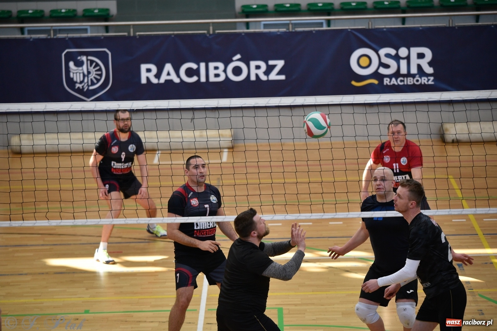 Zdjęcie w galerii na portalu naszraciborz.pl: Siatkarska niedziela z RLPS [FOTO] wiadomości z regionu