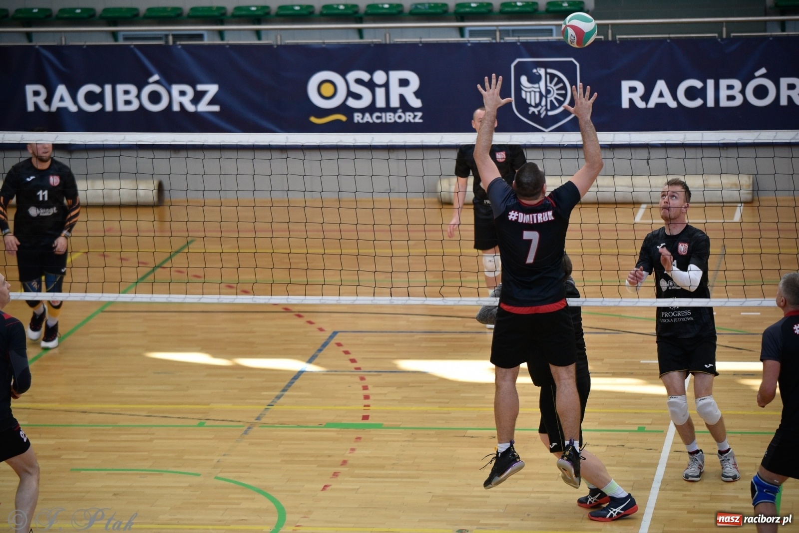 Zdjęcie w galerii na portalu naszraciborz.pl: Siatkarska niedziela z RLPS [FOTO] wiadomości z regionu