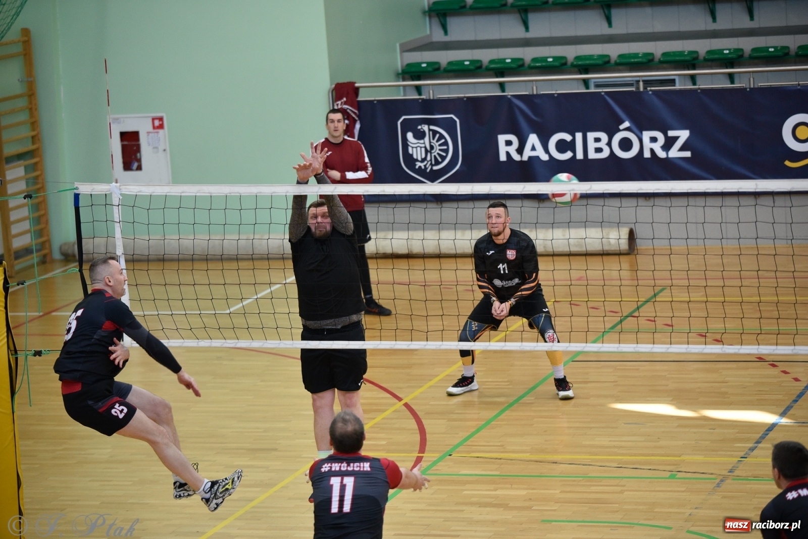Zdjęcie w galerii na portalu naszraciborz.pl: Siatkarska niedziela z RLPS [FOTO] wiadomości z regionu