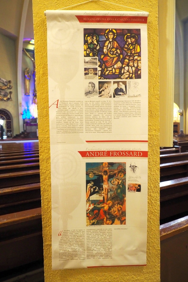 Zdjęcie w galerii na portalu naszraciborz.pl: Wystawa o cudach i rocznica wieczystej adoracji wiadomości z regionu