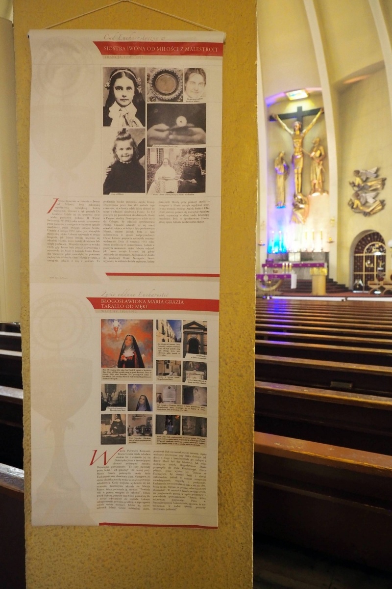 Zdjęcie w galerii na portalu naszraciborz.pl: Wystawa o cudach i rocznica wieczystej adoracji wiadomości z regionu