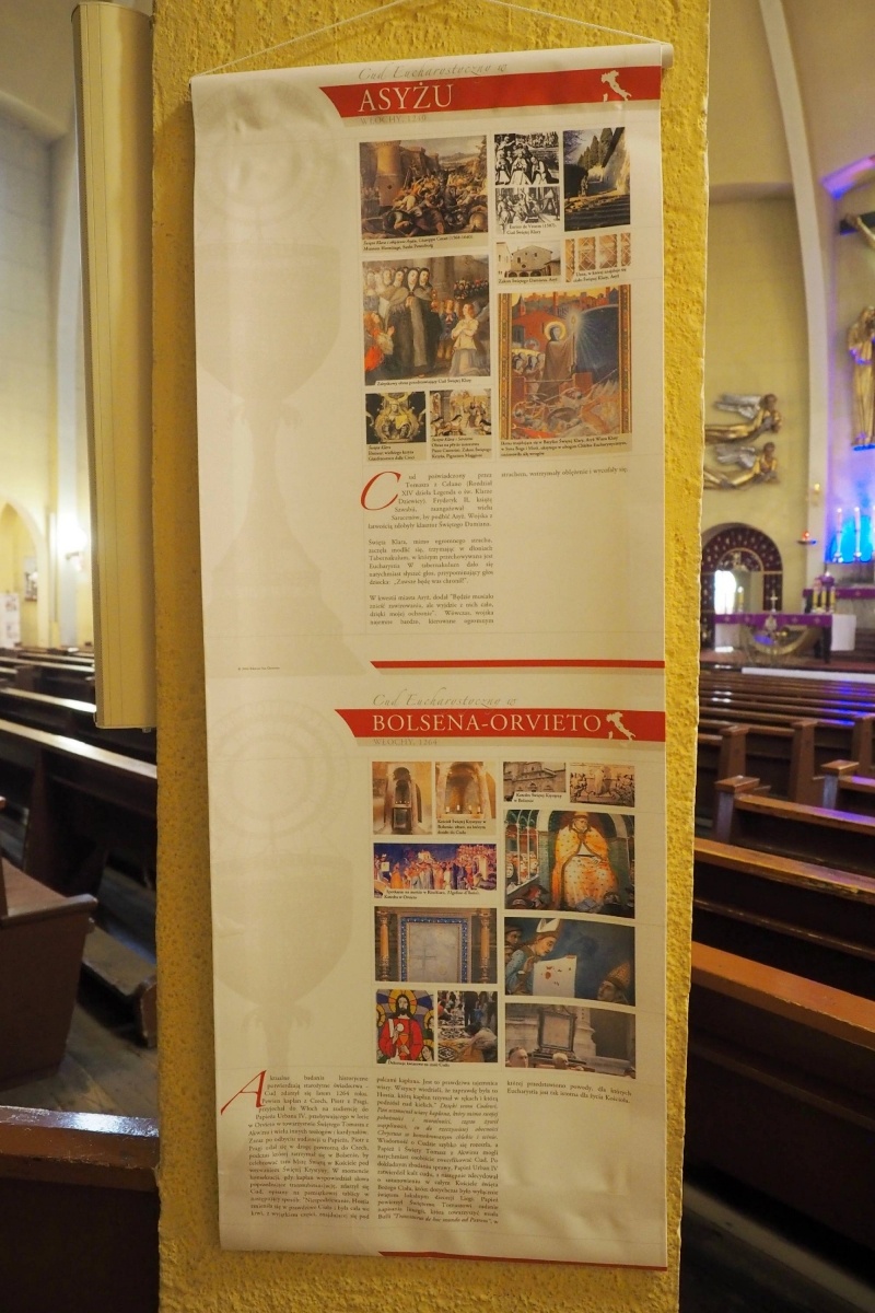 Zdjęcie w galerii na portalu naszraciborz.pl: Wystawa o cudach i rocznica wieczystej adoracji wiadomości z regionu