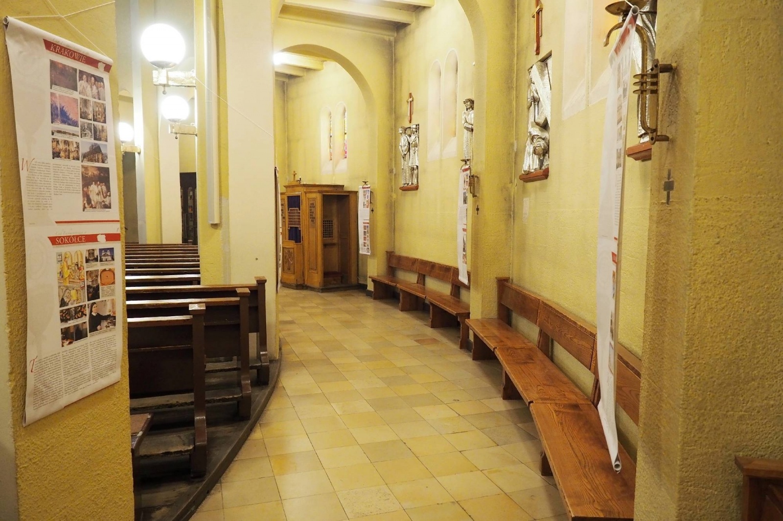 Zdjęcie w galerii na portalu naszraciborz.pl: Wystawa o cudach i rocznica wieczystej adoracji wiadomości z regionu