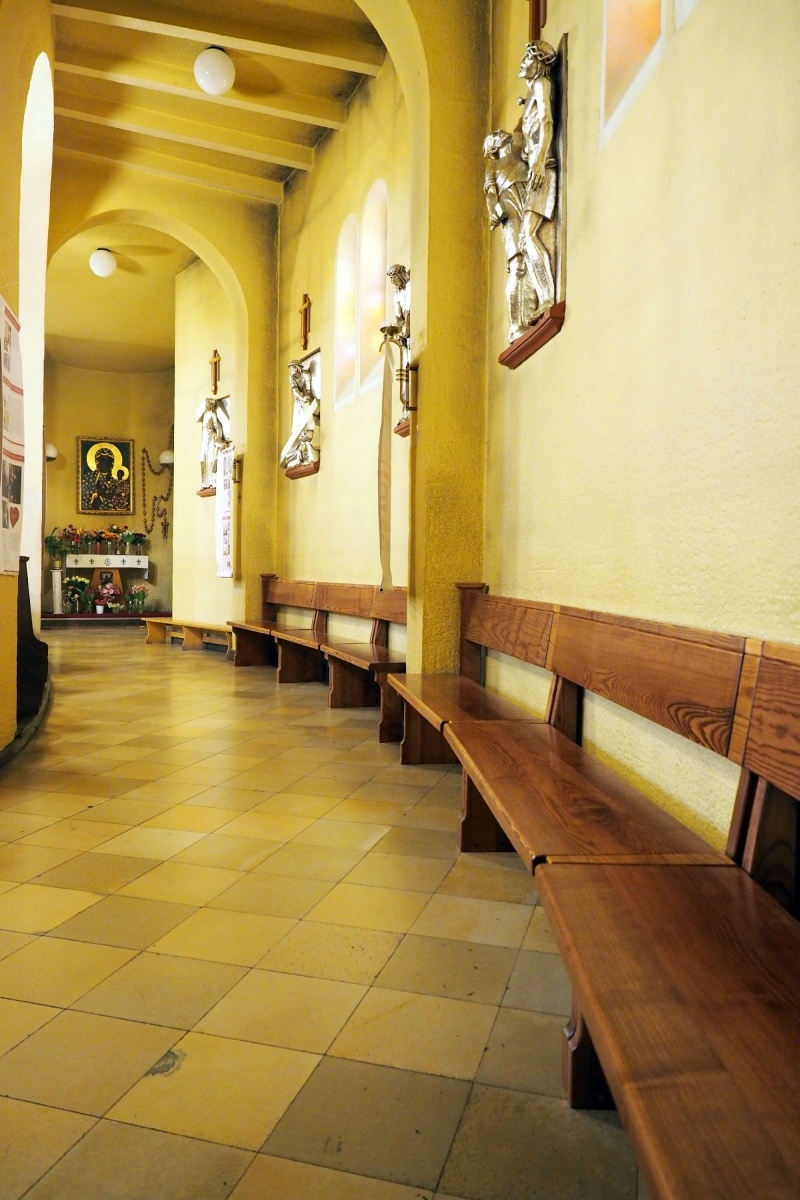 Zdjęcie w galerii na portalu naszraciborz.pl: Wystawa o cudach i rocznica wieczystej adoracji wiadomości z regionu