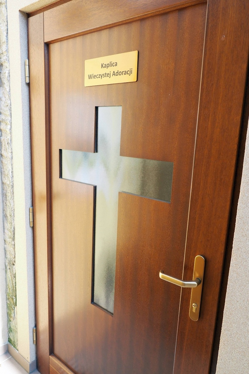 Zdjęcie w galerii na portalu naszraciborz.pl: Wystawa o cudach i rocznica wieczystej adoracji wiadomości z regionu