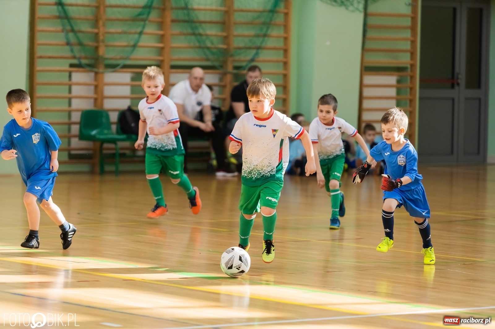Zdjęcie w galerii na portalu naszraciborz.pl: Ślązak Cup w Arenie Rafako. Rywalizacja rocznika 2016 [FOTO] wiadomości z regionu