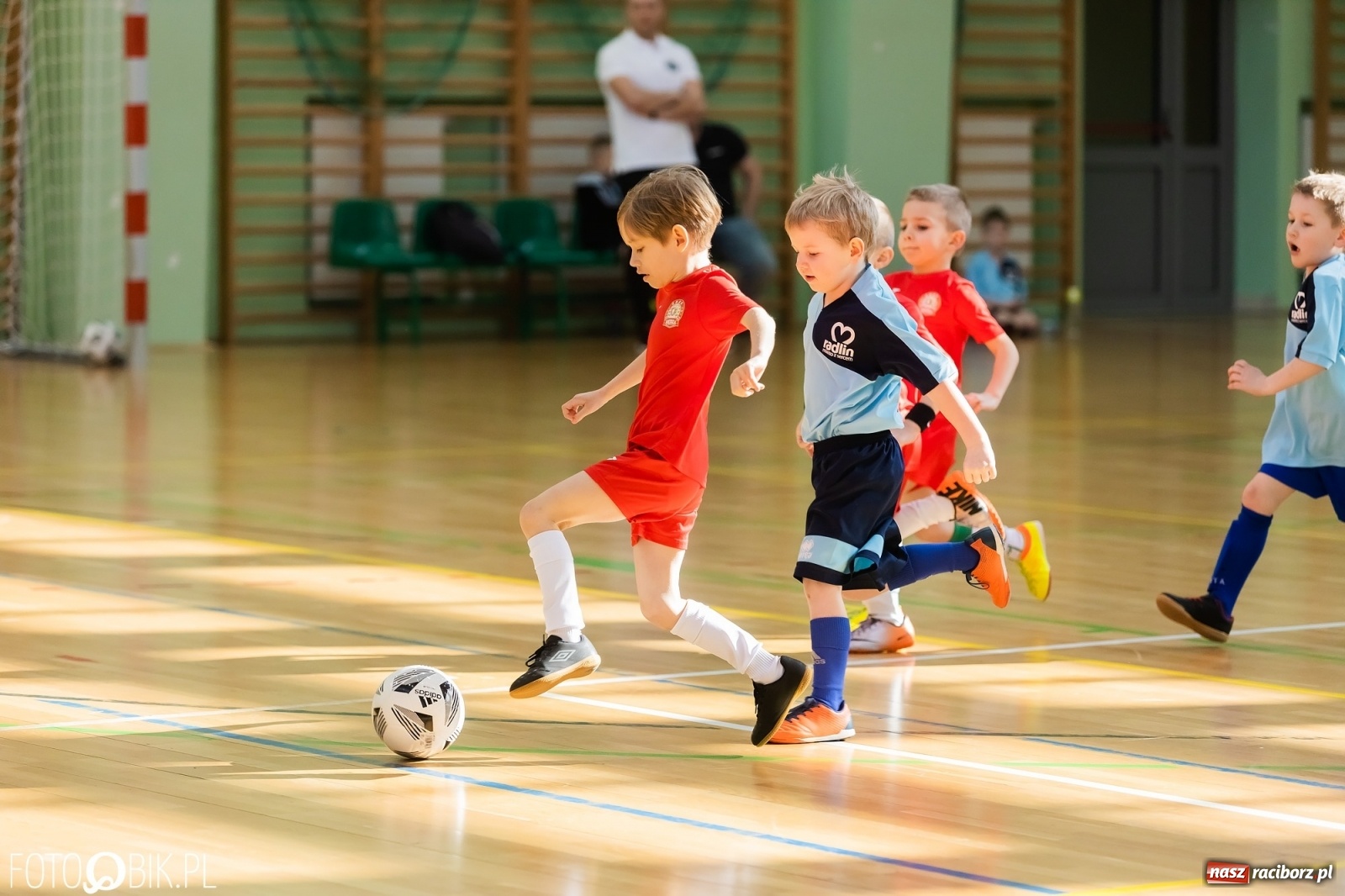 Zdjęcie w galerii na portalu naszraciborz.pl: Ślązak Cup w Arenie Rafako. Rywalizacja rocznika 2016 [FOTO] wiadomości z regionu