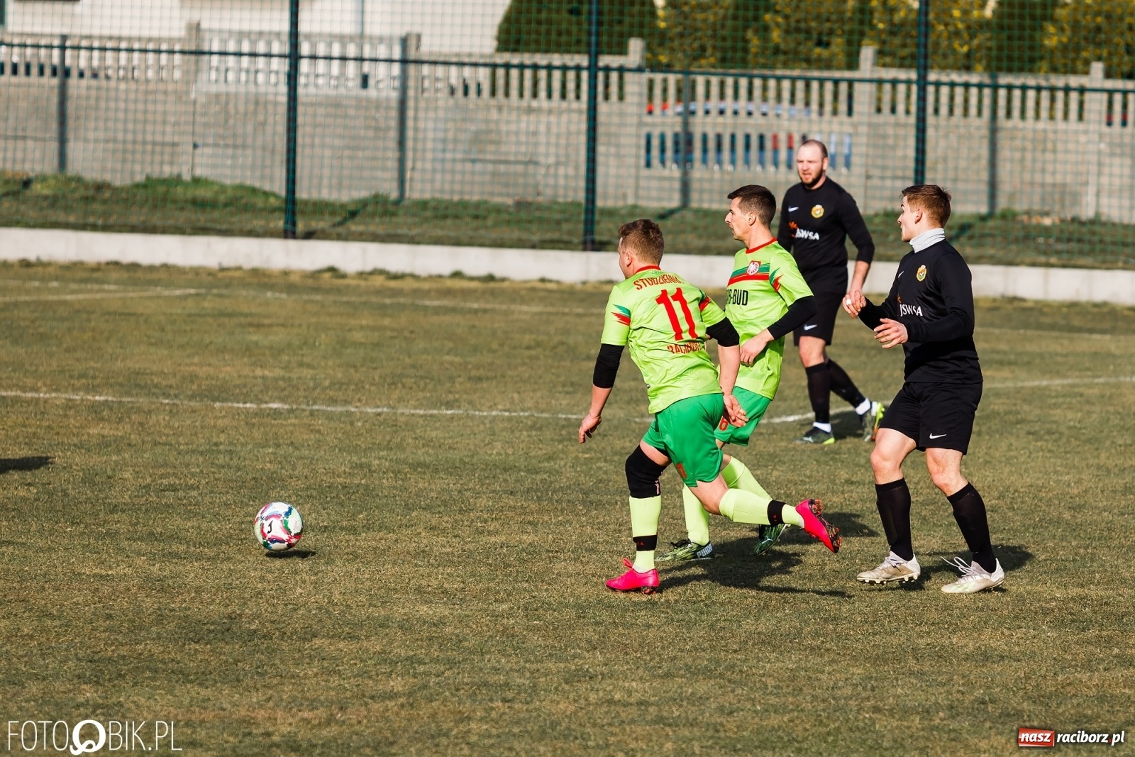 Zdjęcie w galerii na portalu naszraciborz.pl: Starcie Dawida z Goliatem przy Urbana [FOTO] wiadomości z regionu