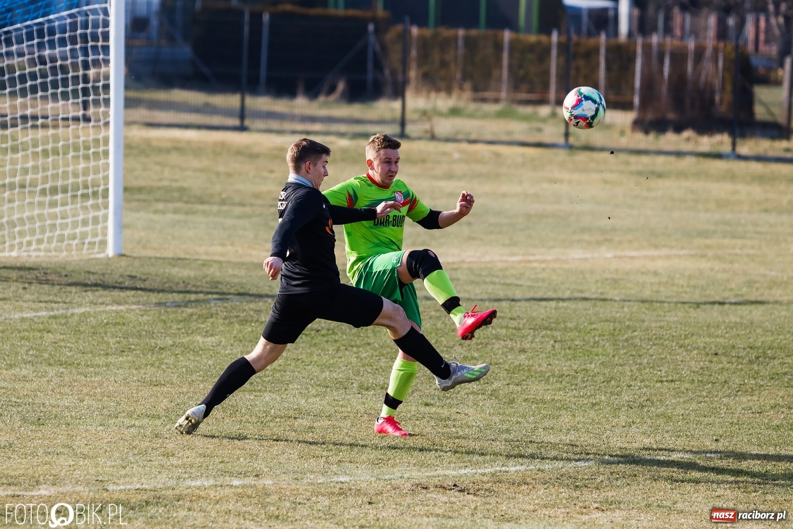 Zdjęcie w galerii na portalu naszraciborz.pl: Starcie Dawida z Goliatem przy Urbana [FOTO] wiadomości z regionu