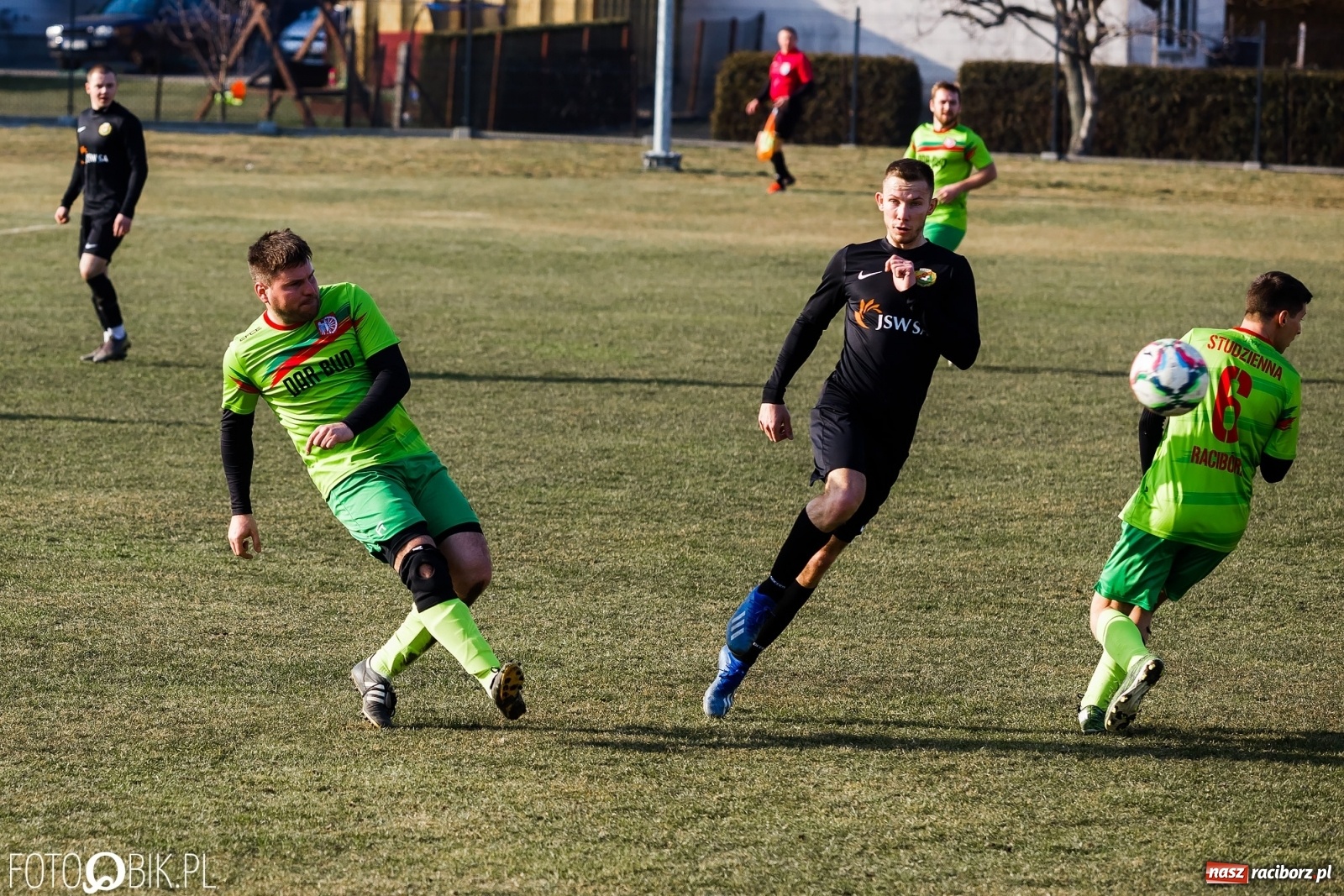 Zdjęcie w galerii na portalu naszraciborz.pl: Starcie Dawida z Goliatem przy Urbana [FOTO] wiadomości z regionu