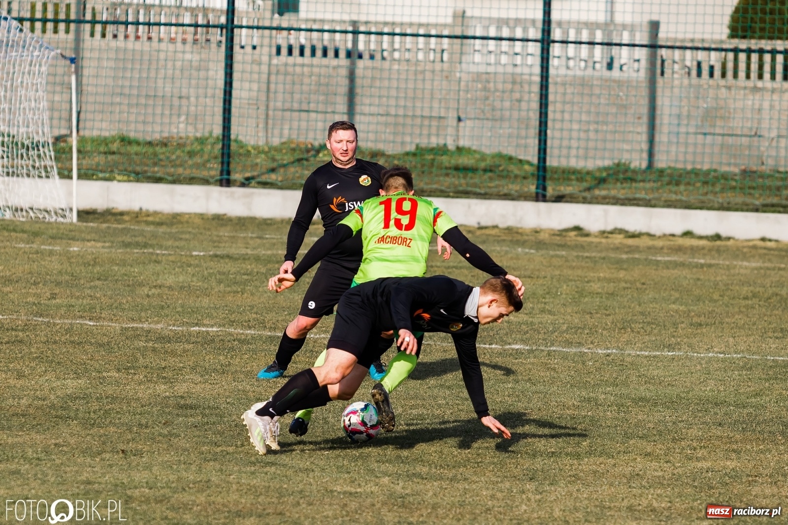 Zdjęcie w galerii na portalu naszraciborz.pl: Starcie Dawida z Goliatem przy Urbana [FOTO] wiadomości z regionu