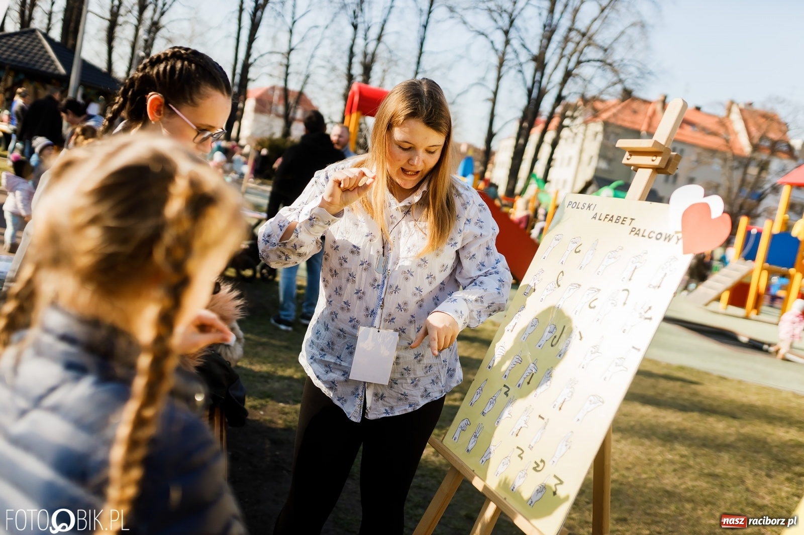 Zdjęcie w galerii na portalu naszraciborz.pl: Powitanie wiosny w Ogródku Jordanowskim [FOTO i WIDEO] wiadomości z regionu