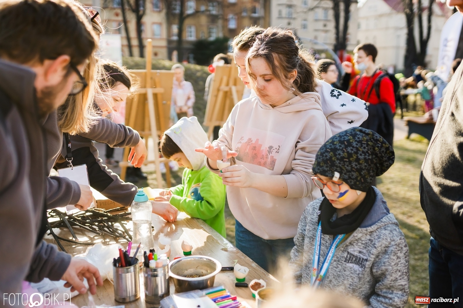 Zdjęcie w galerii na portalu naszraciborz.pl: Powitanie wiosny w Ogródku Jordanowskim [FOTO i WIDEO] wiadomości z regionu