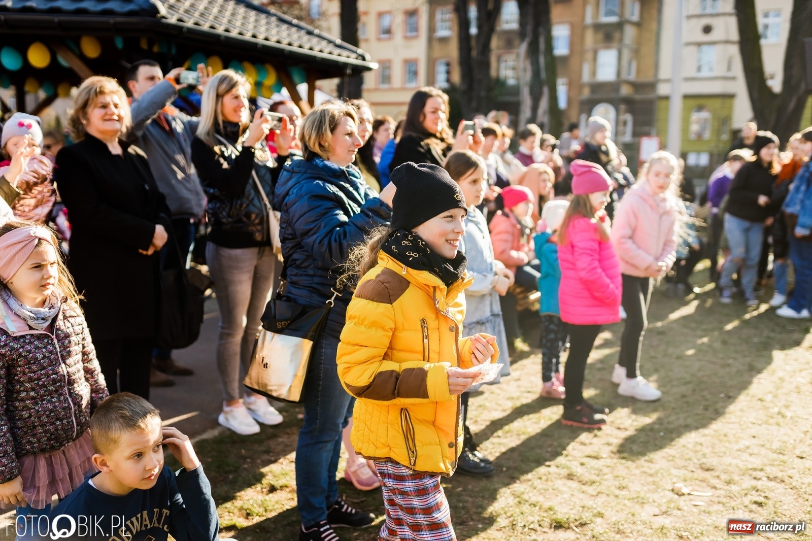 Zdjęcie w galerii na portalu naszraciborz.pl: Powitanie wiosny w Ogródku Jordanowskim [FOTO i WIDEO] wiadomości z regionu