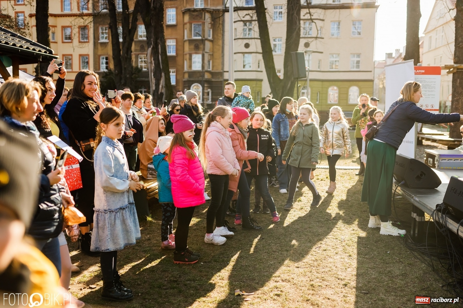 Zdjęcie w galerii na portalu naszraciborz.pl: Powitanie wiosny w Ogródku Jordanowskim [FOTO i WIDEO] wiadomości z regionu