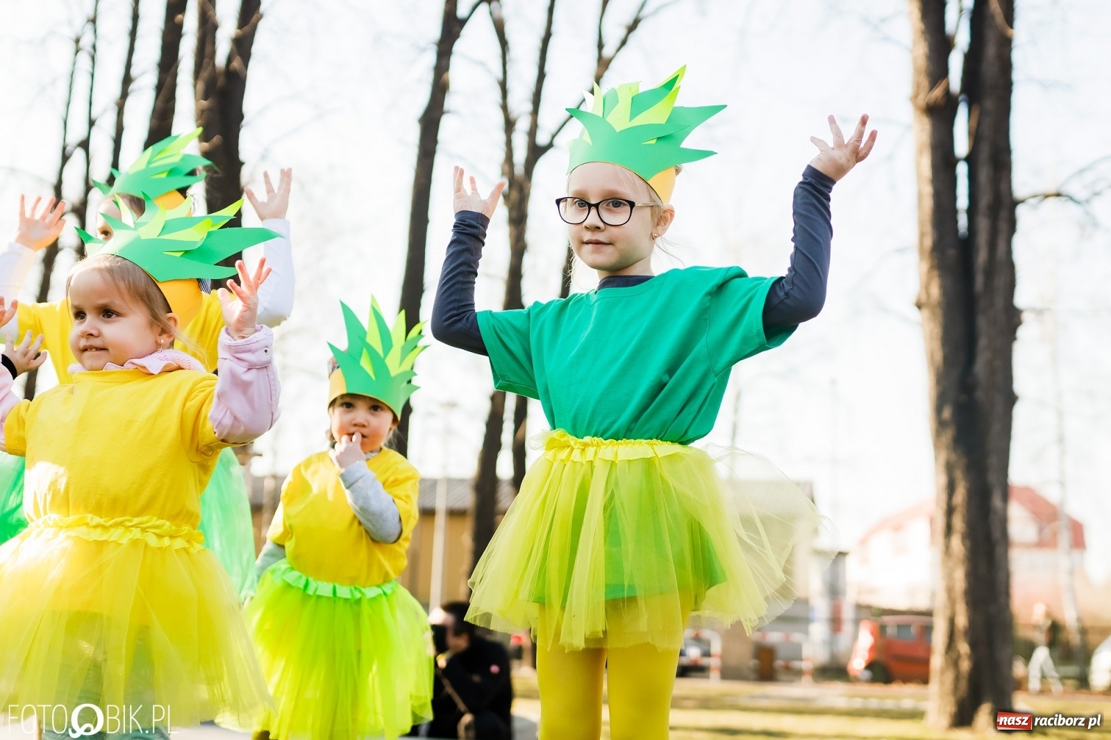 Zdjęcie w galerii na portalu naszraciborz.pl: Powitanie wiosny w Ogródku Jordanowskim [FOTO i WIDEO] wiadomości z regionu