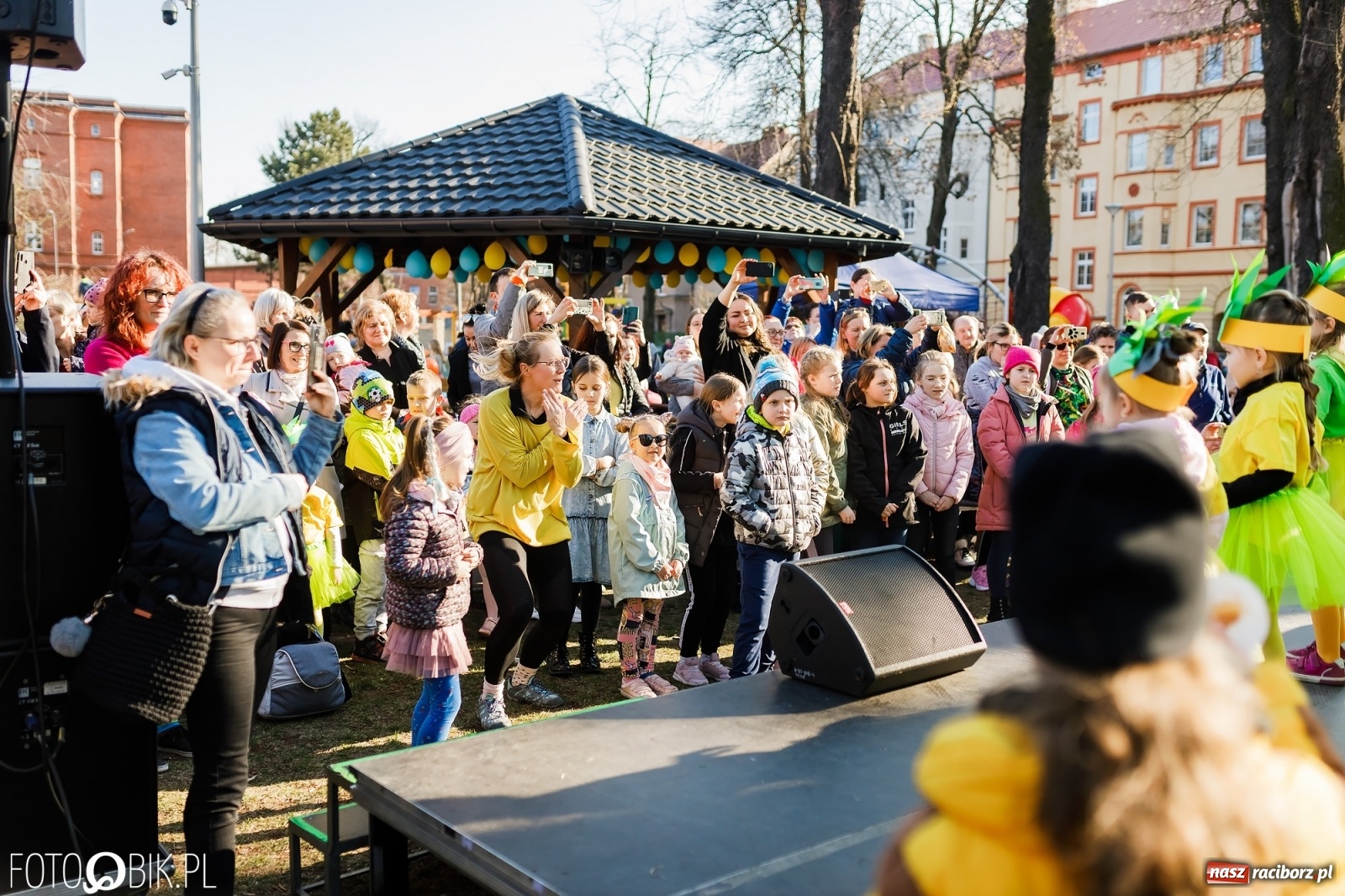 Zdjęcie w galerii na portalu naszraciborz.pl: Powitanie wiosny w Ogródku Jordanowskim [FOTO i WIDEO] wiadomości z regionu