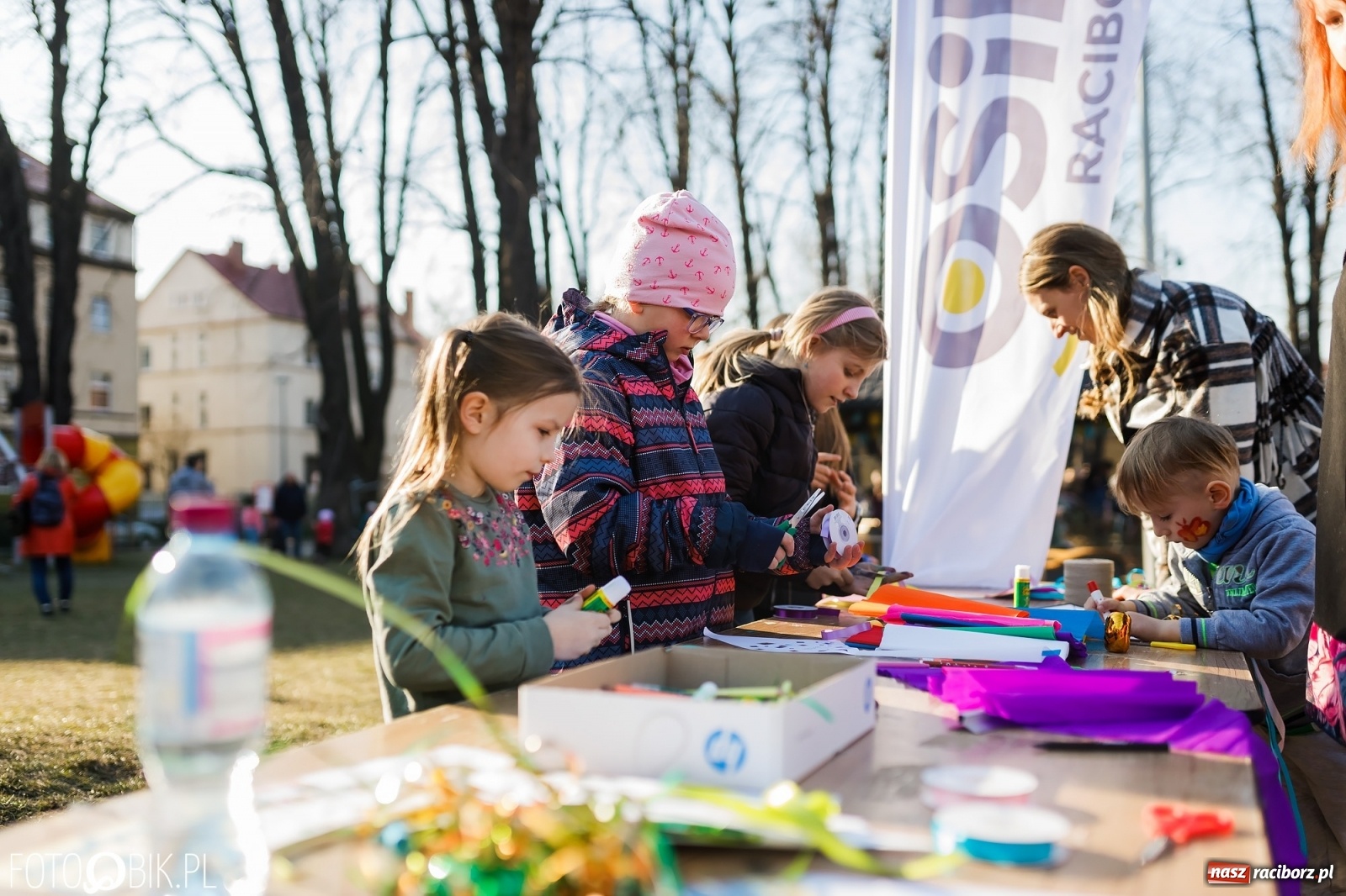 Zdjęcie w galerii na portalu naszraciborz.pl: Powitanie wiosny w Ogródku Jordanowskim [FOTO i WIDEO] wiadomości z regionu