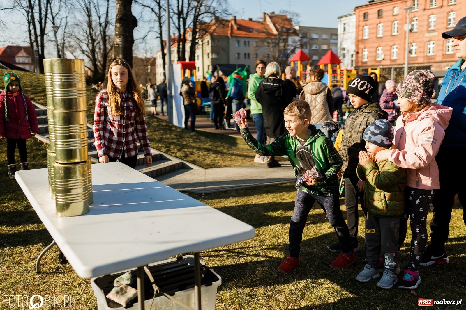Zdjęcie w galerii na portalu naszraciborz.pl: Powitanie wiosny w Ogródku Jordanowskim [FOTO i WIDEO] wiadomości z regionu