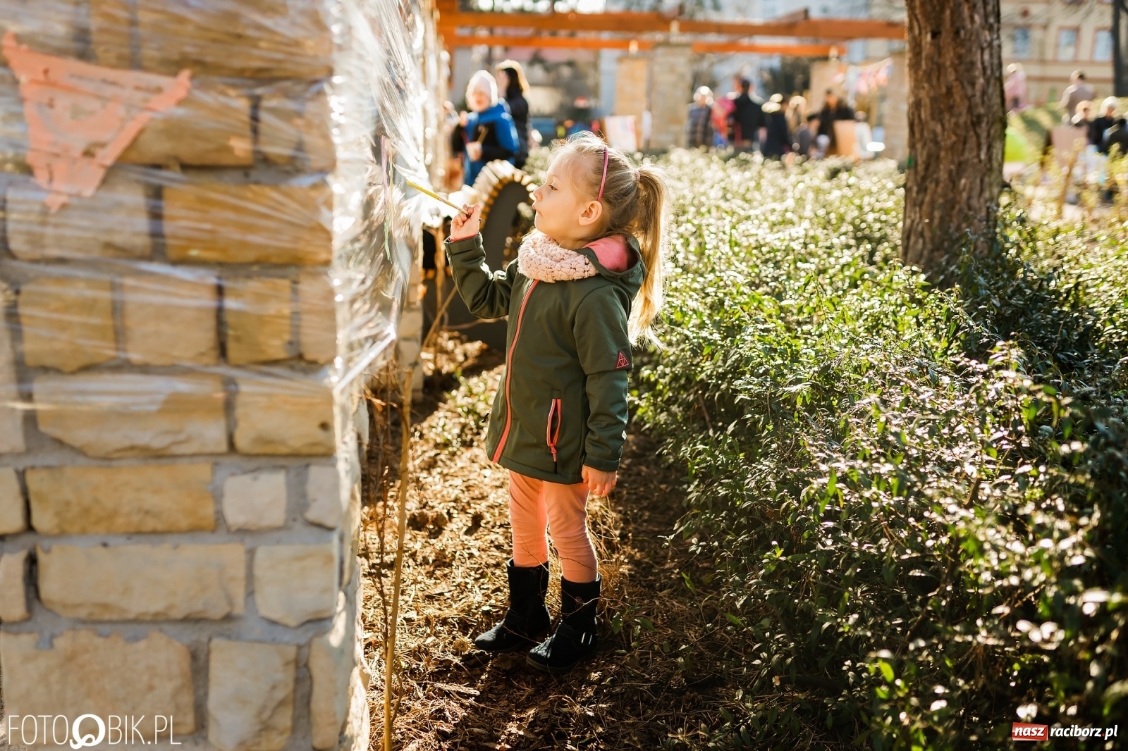 Zdjęcie w galerii na portalu naszraciborz.pl: Powitanie wiosny w Ogródku Jordanowskim [FOTO i WIDEO] wiadomości z regionu