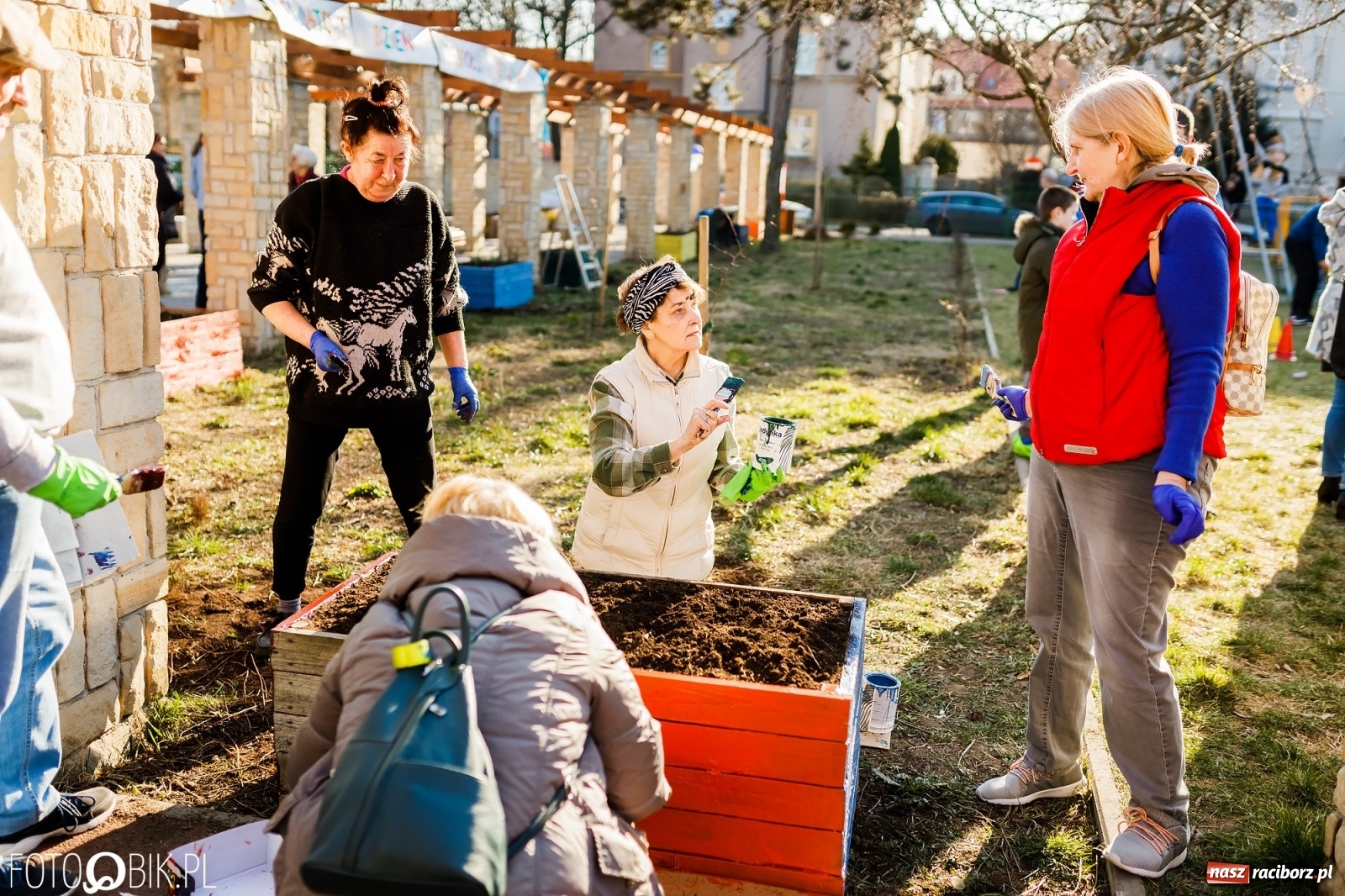 Zdjęcie w galerii na portalu naszraciborz.pl: Powitanie wiosny w Ogródku Jordanowskim [FOTO i WIDEO] wiadomości z regionu