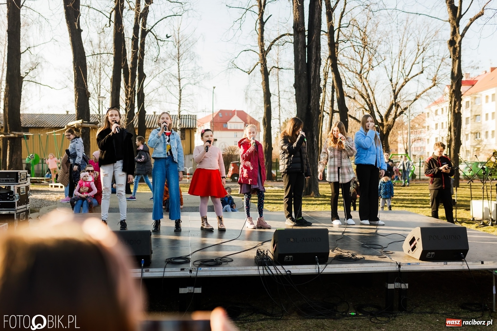 Zdjęcie w galerii na portalu naszraciborz.pl: Powitanie wiosny w Ogródku Jordanowskim [FOTO i WIDEO] wiadomości z regionu