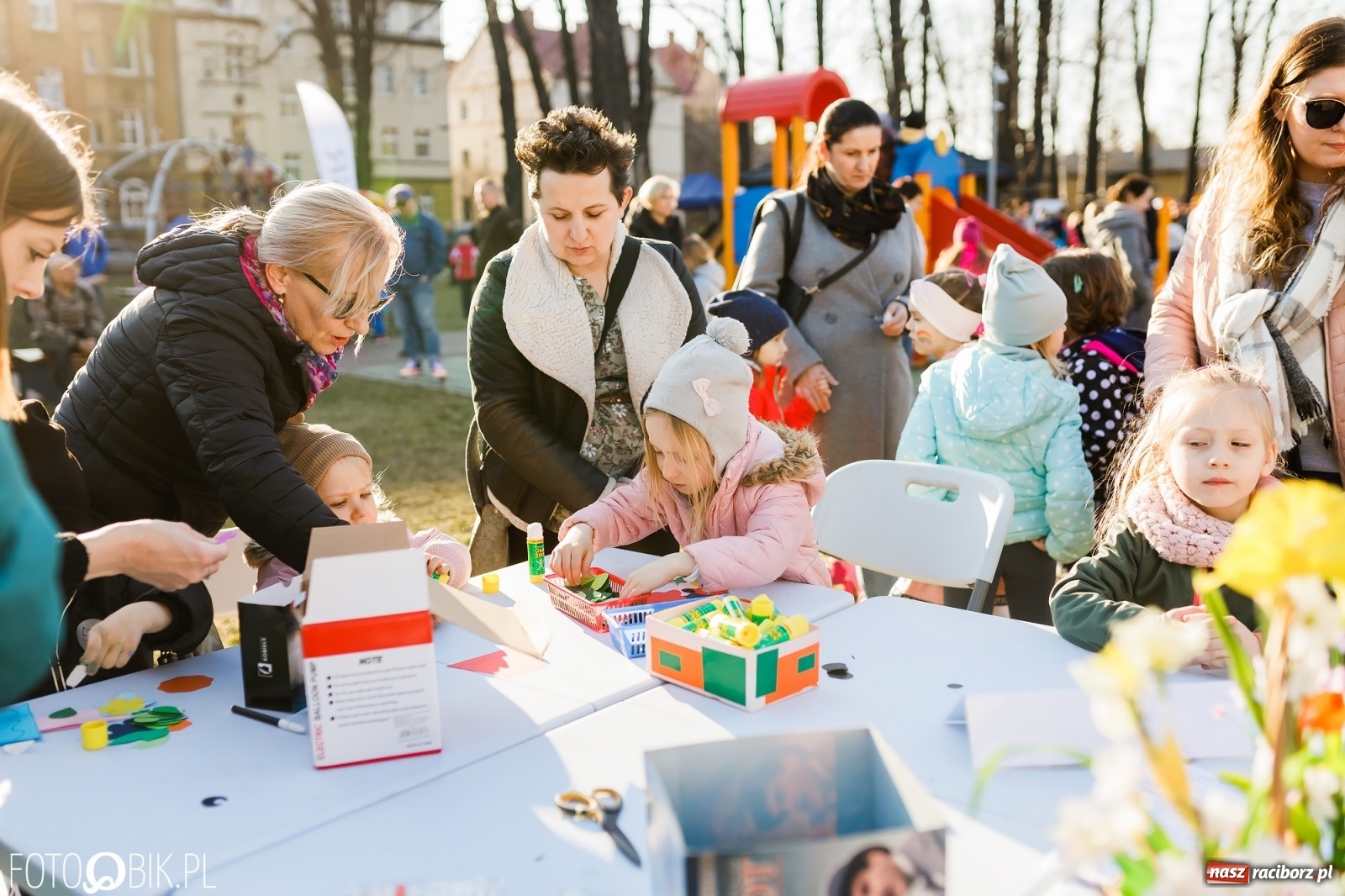 Zdjęcie w galerii na portalu naszraciborz.pl: Powitanie wiosny w Ogródku Jordanowskim [FOTO i WIDEO] wiadomości z regionu