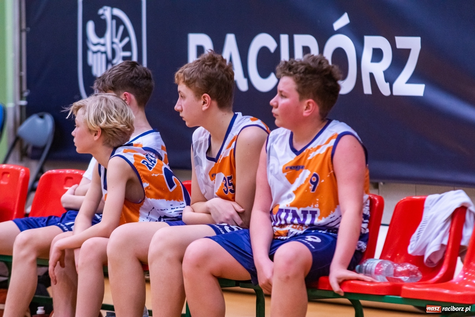 Zdjęcie w galerii na portalu naszraciborz.pl: Dwa oblicza Minibasketball Racibórz [FOTO] wiadomości z regionu