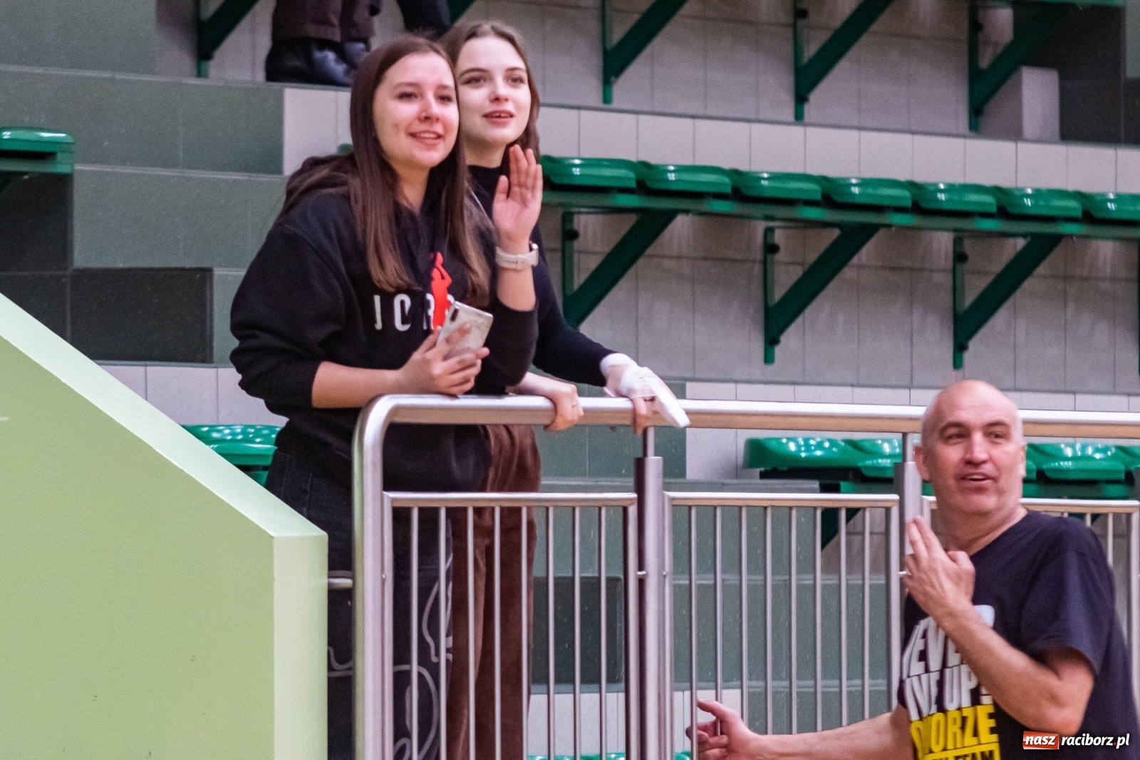 Zdjęcie w galerii na portalu naszraciborz.pl: Dwa oblicza Minibasketball Racibórz [FOTO] wiadomości z regionu