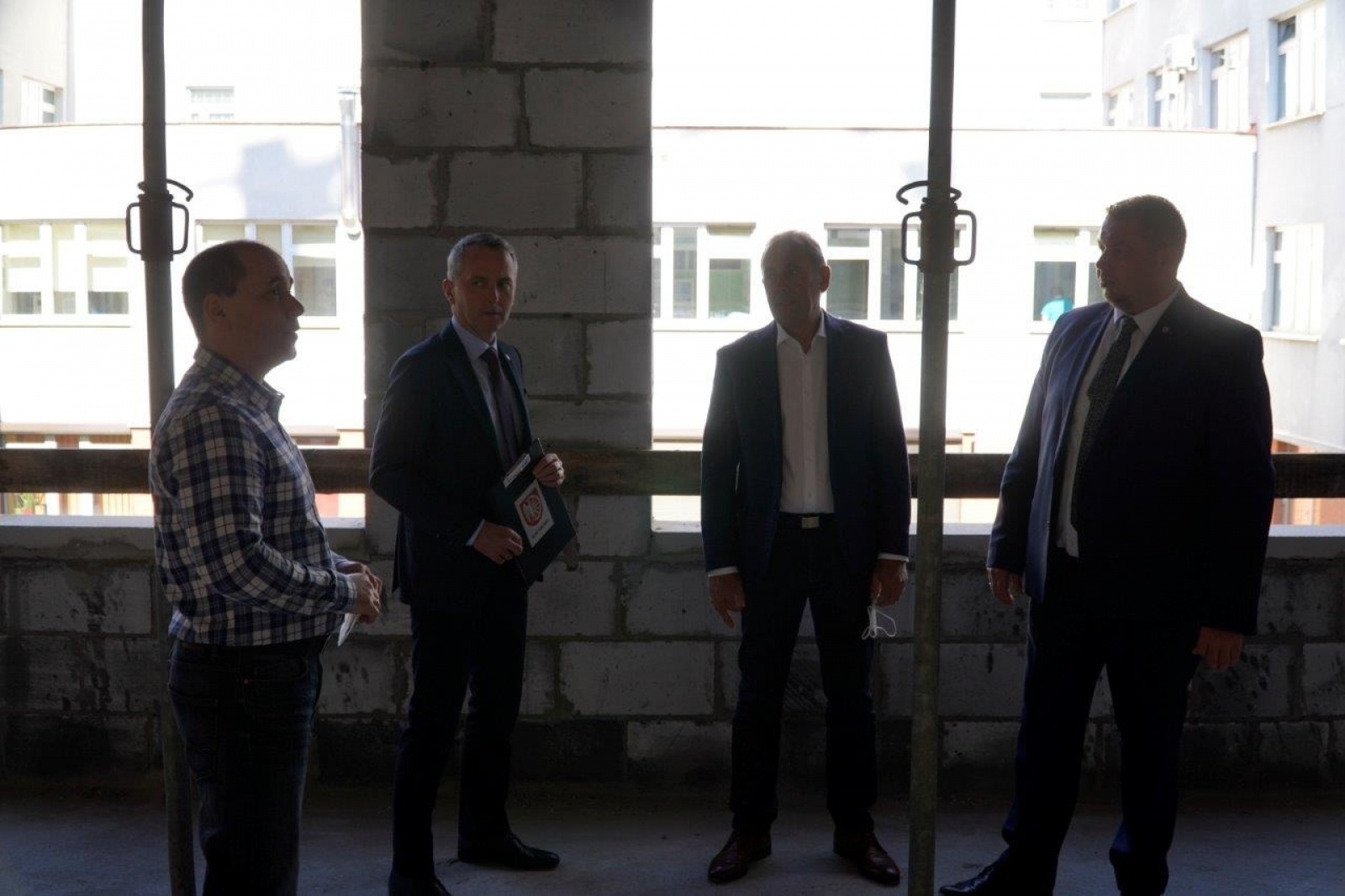 Zdjęcie w galerii na portalu naszraciborz.pl: Prezydent Polowy buduje napięcie... wiadomości z regionu