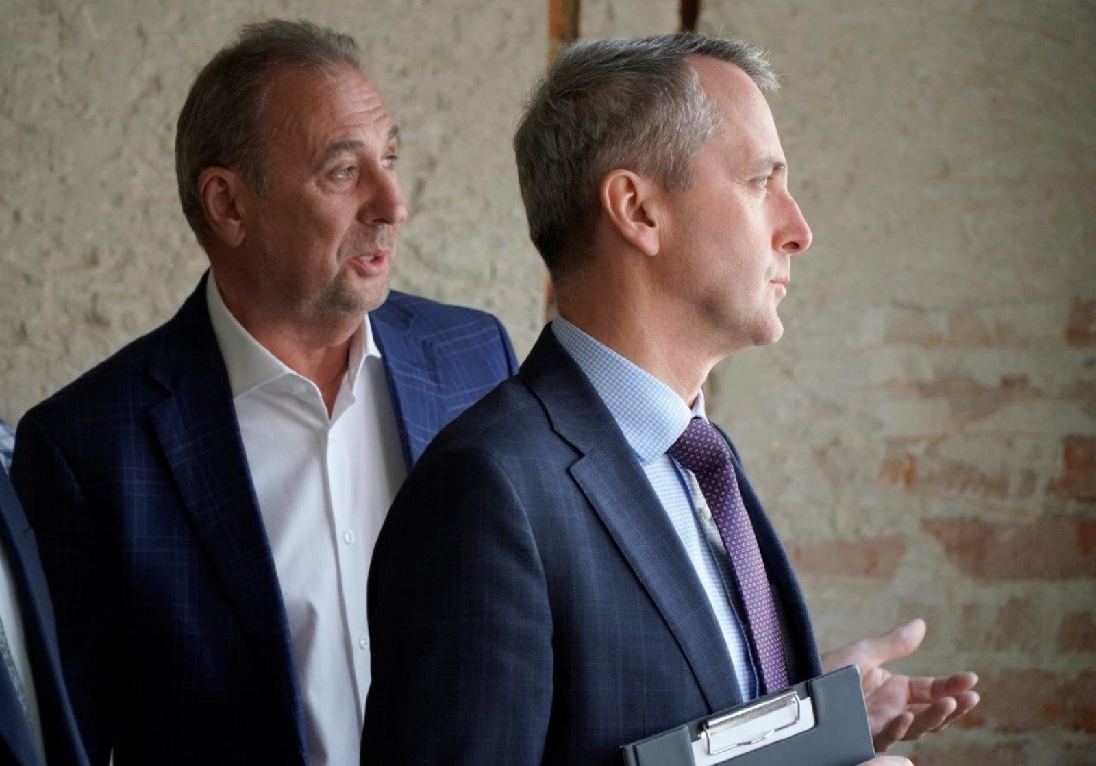 Zdjęcie w galerii na portalu naszraciborz.pl: Prezydent Polowy buduje napięcie... wiadomości z regionu