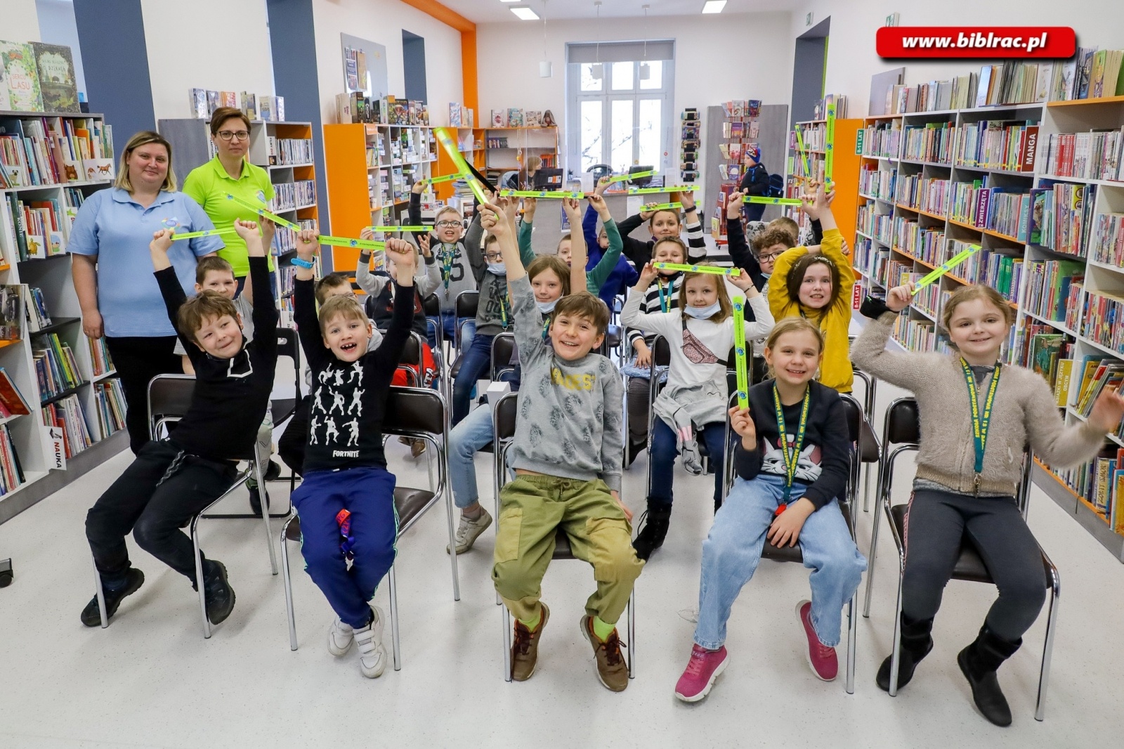 Zdjęcie w galerii na portalu naszraciborz.pl: Dzień Wody z Wodociągami Raciborskimi w bibliotece wiadomości z regionu
