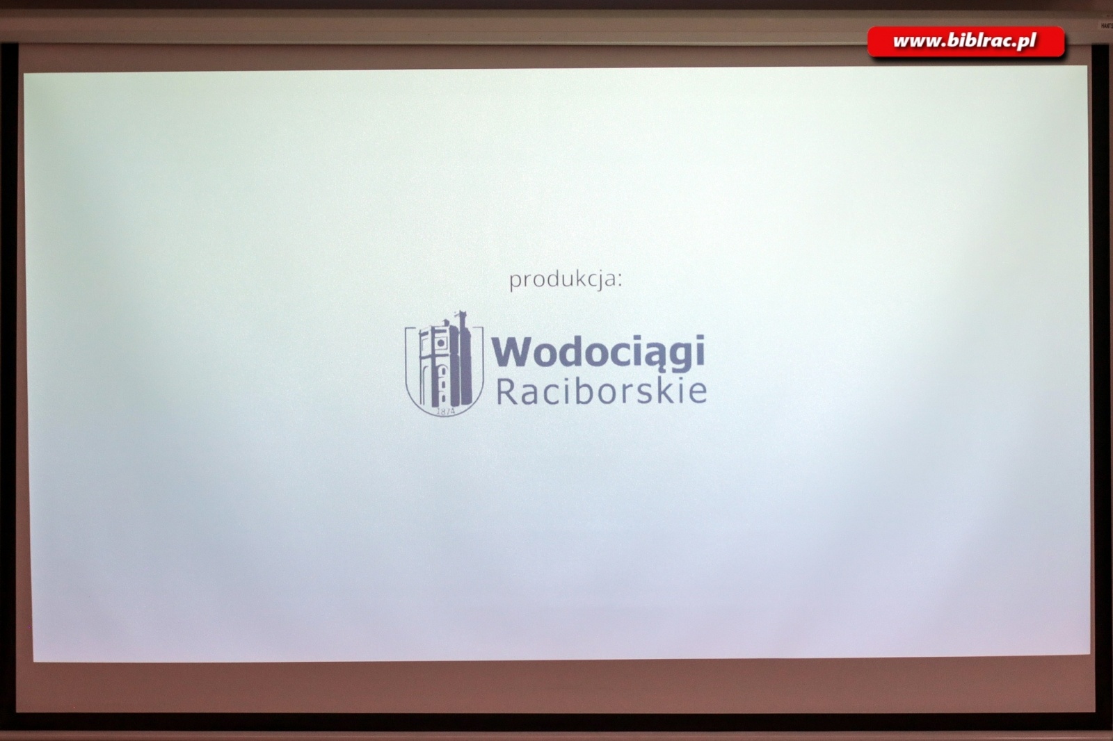 Zdjęcie w galerii na portalu naszraciborz.pl: Dzień Wody z Wodociągami Raciborskimi w bibliotece wiadomości z regionu