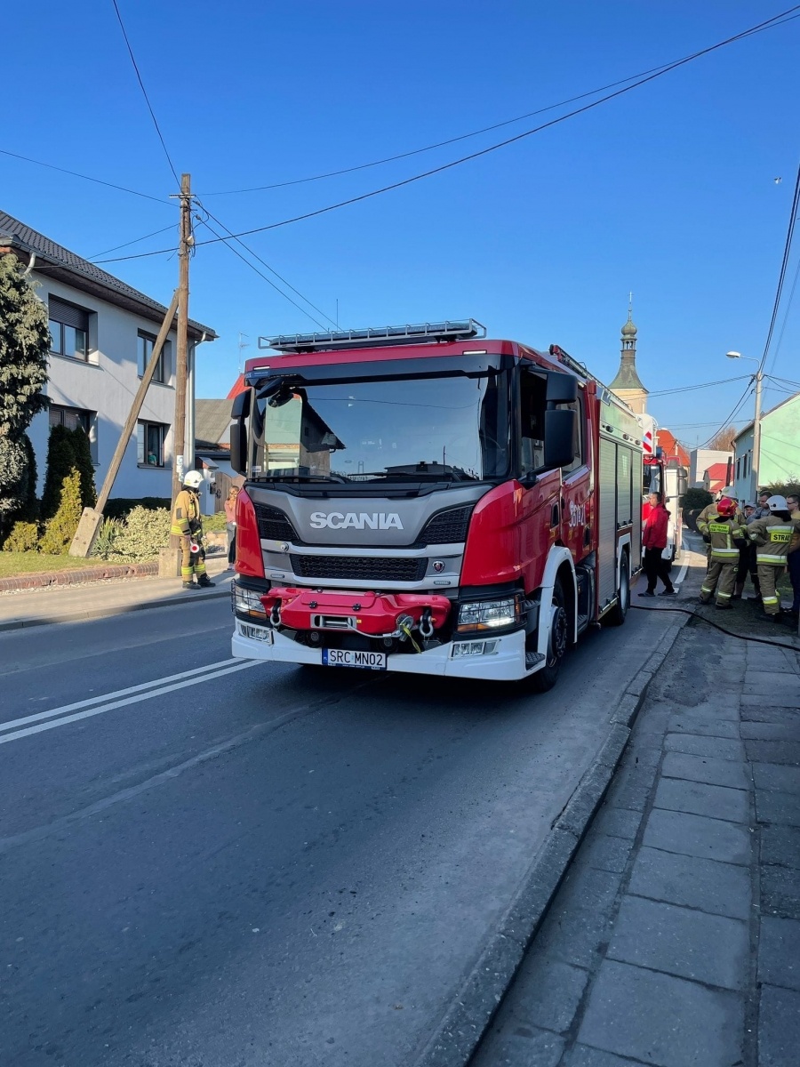Zdjęcie w galerii na portalu naszraciborz.pl: Raport 998. Cztery zastępy w akcji w Pietrowicach Wlk. Co było przyczyną? wiadomości z regionu
