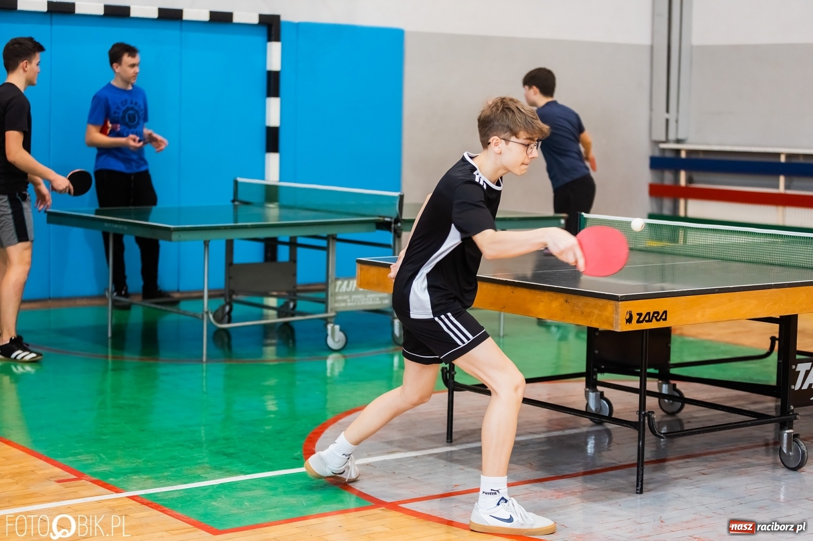 Zdjęcie w galerii na portalu naszraciborz.pl: Tenis stołowy szkół podstawowych w PCS wiadomości z regionu