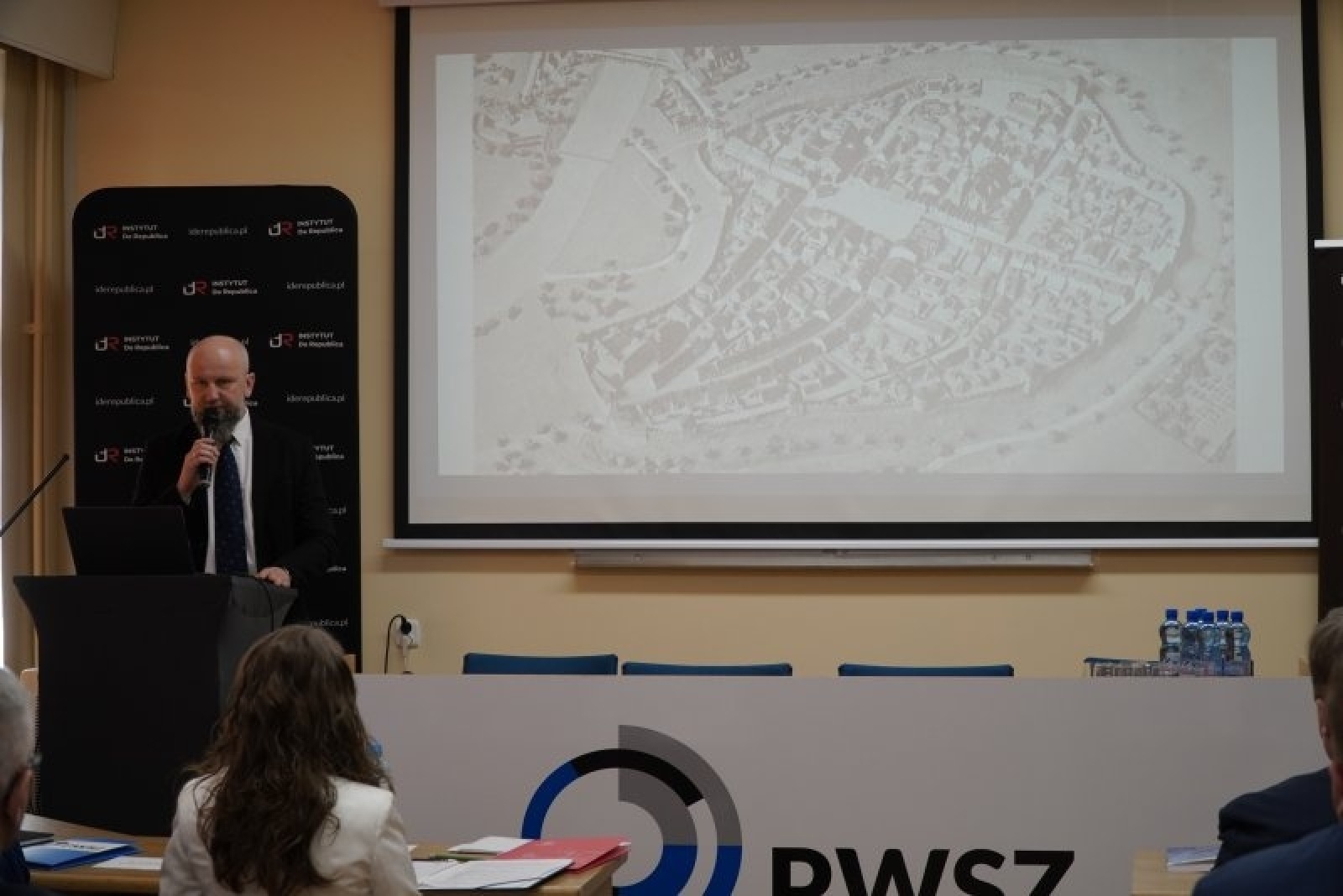 Zdjęcie w galerii na portalu naszraciborz.pl: Naukowcy i badacze o Raciborzu - mieście na pograniczu wiadomości z regionu