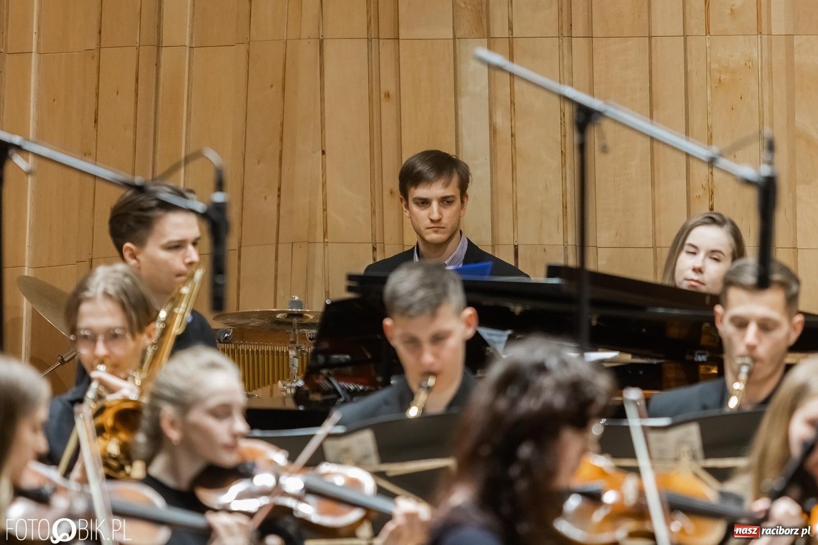 Zdjęcie w galerii na portalu naszraciborz.pl: Koncert orkiestr RCK w Państwowej Szkole Muzycznej wiadomości z regionu