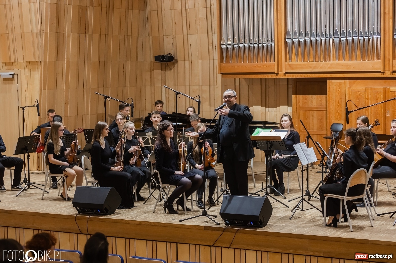 Zdjęcie w galerii na portalu naszraciborz.pl: Koncert orkiestr RCK w Państwowej Szkole Muzycznej wiadomości z regionu