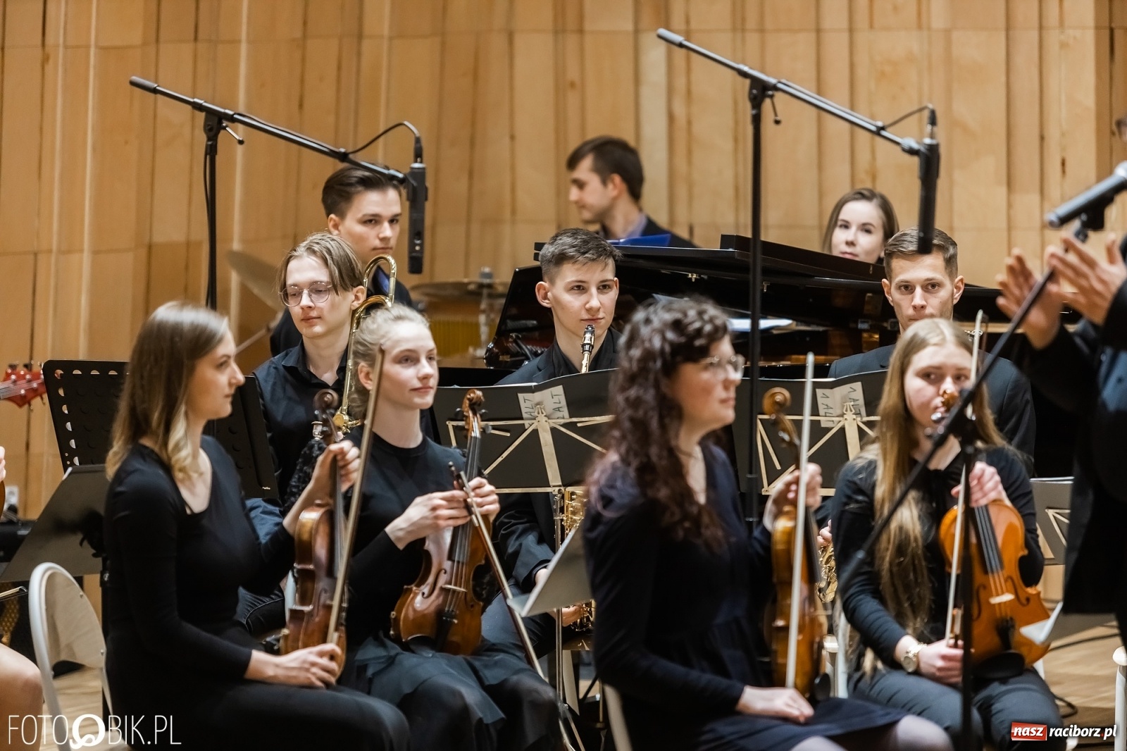 Zdjęcie w galerii na portalu naszraciborz.pl: Koncert orkiestr RCK w Państwowej Szkole Muzycznej wiadomości z regionu
