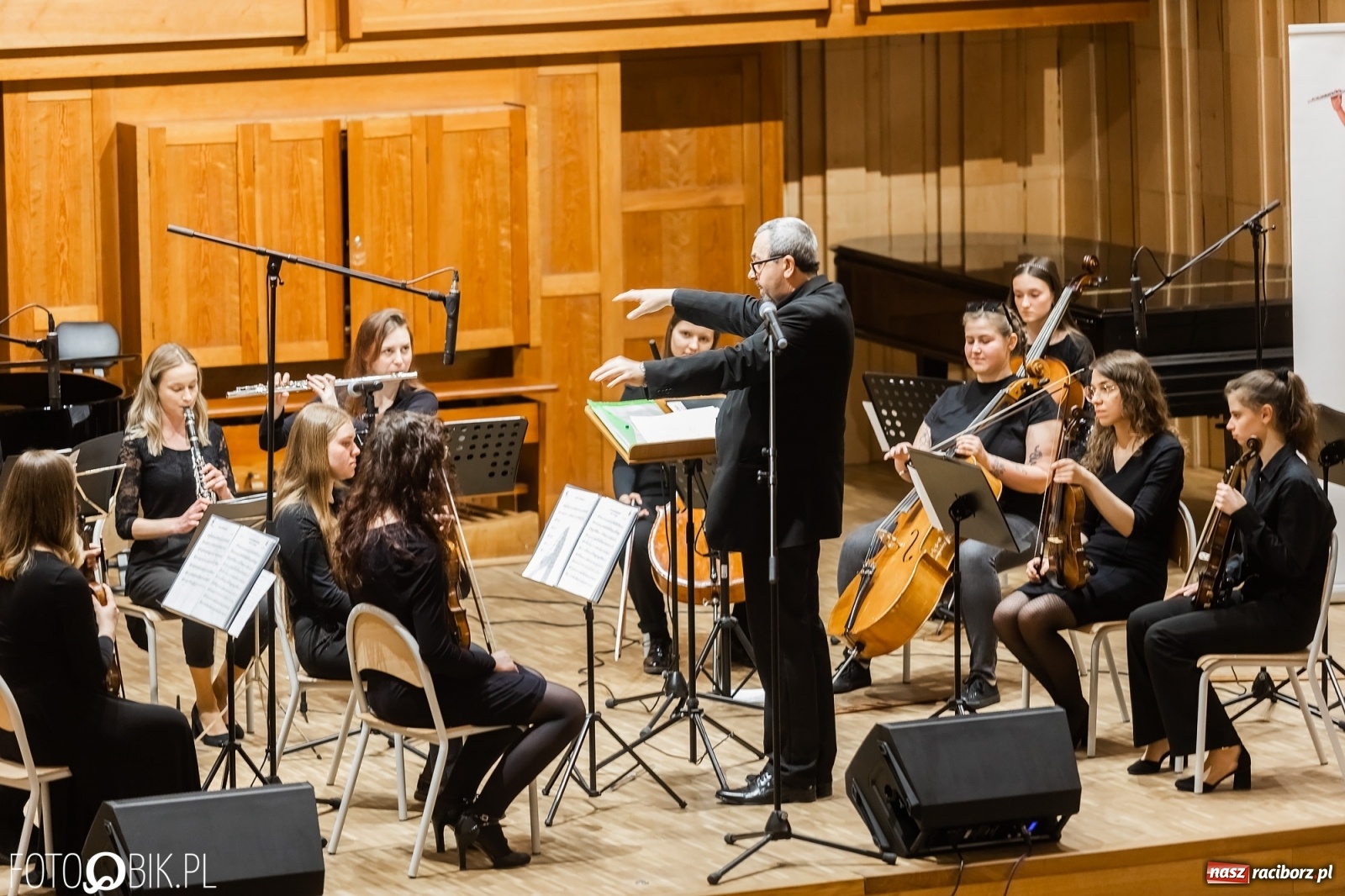 Zdjęcie w galerii na portalu naszraciborz.pl: Koncert orkiestr RCK w Państwowej Szkole Muzycznej wiadomości z regionu