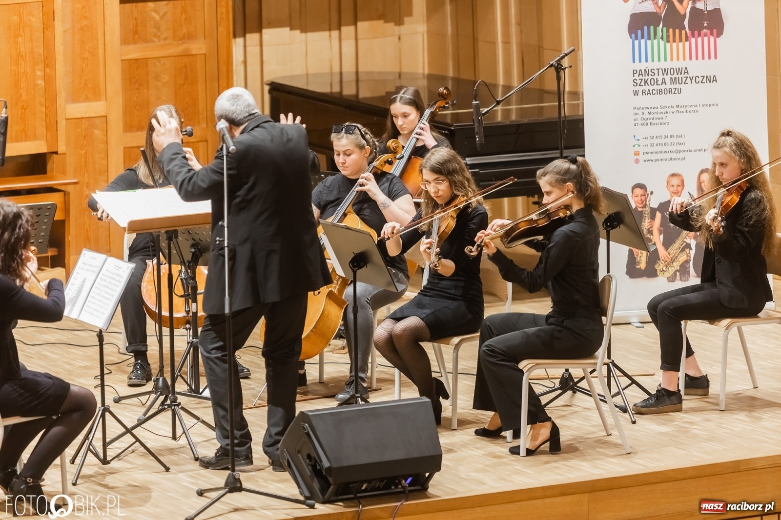 Zdjęcie w galerii na portalu naszraciborz.pl: Koncert orkiestr RCK w Państwowej Szkole Muzycznej wiadomości z regionu