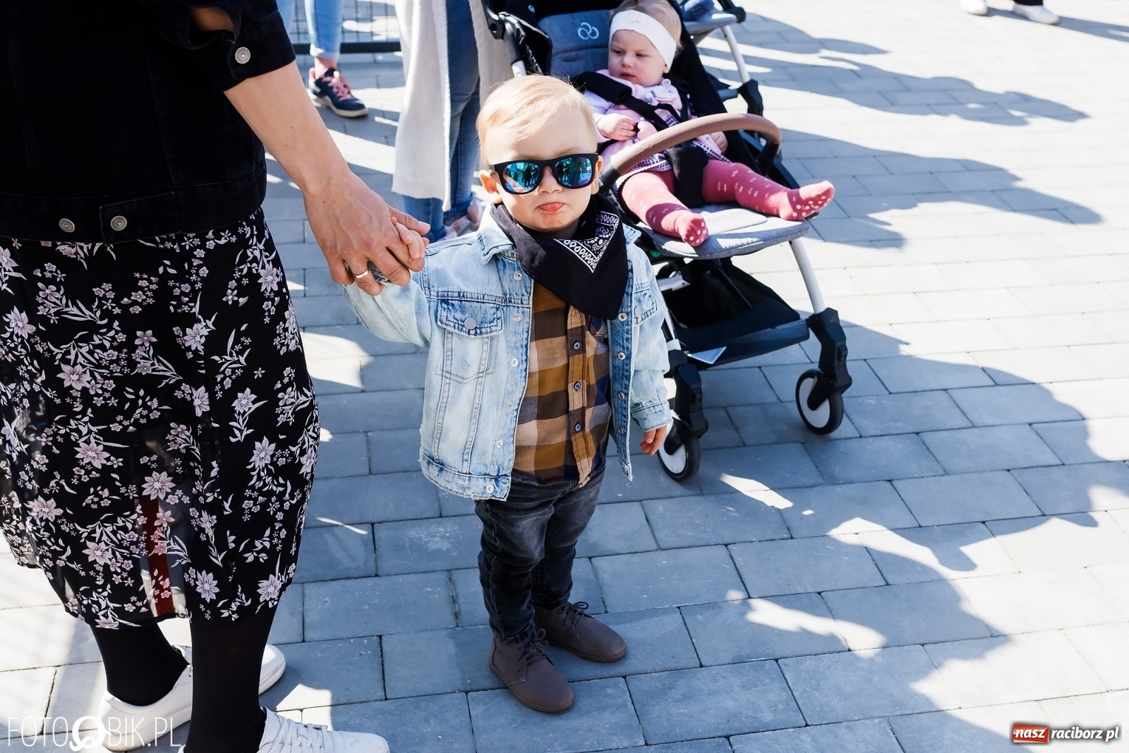 Zdjęcie w galerii na portalu naszraciborz.pl: Spełniona obietnica i superbohater w pelerynie, czyli prezydent i naczelnik otwierają żłobek wiadomości z regionu